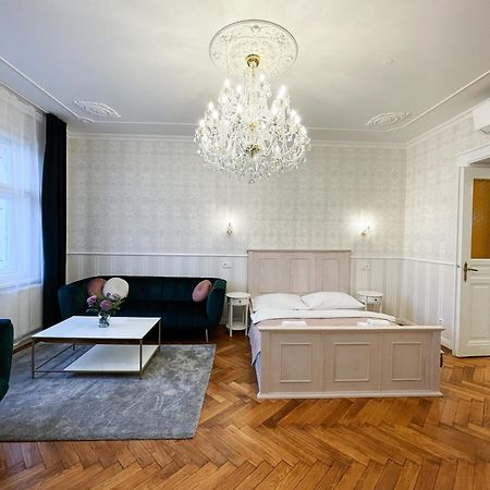 Stupartska - Premium Old Town Residence Prag Exteriör bild